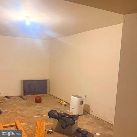 121 ELIZABETH ST, Culpeper, VA 22701