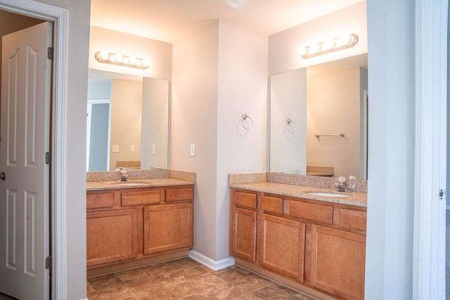 2046 Barberry Drive, Buford, GA 30519