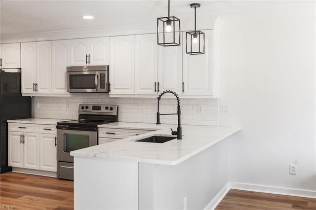 556 Taliaferro RD, Newport News, VA 23603