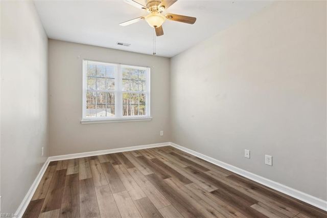 556 Taliaferro RD, Newport News, VA 23603