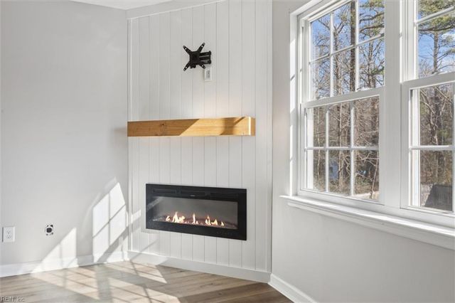 556 Taliaferro RD, Newport News, VA 23603