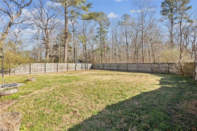 556 Taliaferro RD, Newport News, VA 23603