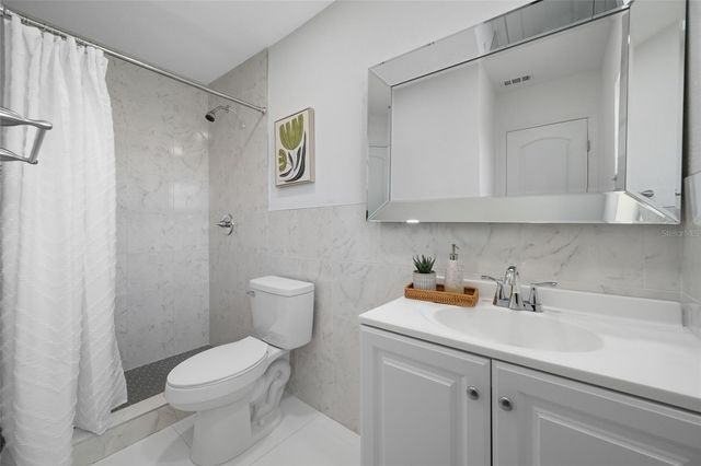 4916 CARLYLE ROAD, Tampa, FL 33615