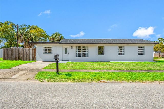 4916 CARLYLE ROAD, Tampa, FL 33615