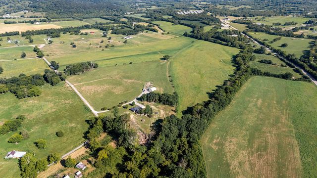 2811 Bert Watt Rd, Petersburg, TN 37144