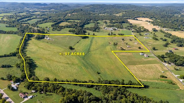 2811 Bert Watt Rd, Petersburg, TN 37144