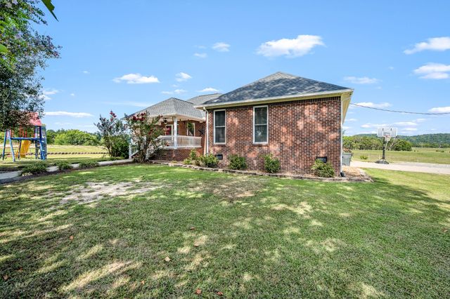 2811 Bert Watt Rd, Petersburg, TN 37144