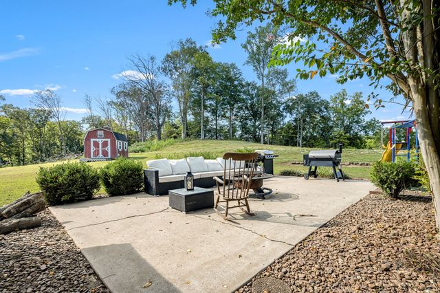 2811 Bert Watt Rd, Petersburg, TN 37144