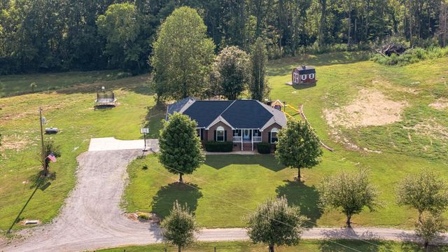 2811 Bert Watt Rd, Petersburg, TN 37144