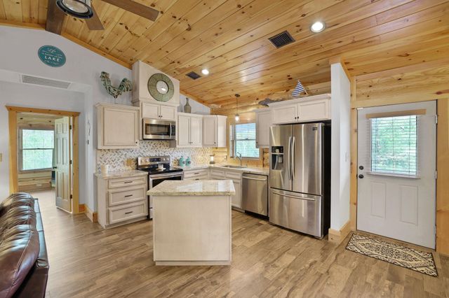 791 N Forest Cove Loop, Coldspring, TX 77331