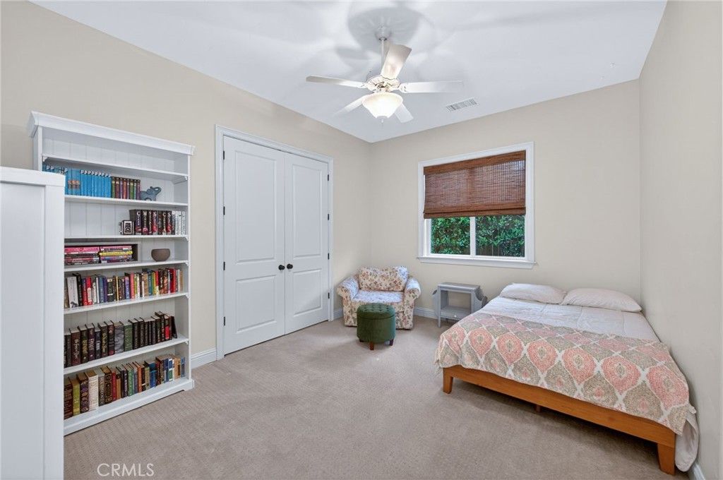 Image 43 of property listing at 3350 E Via Montiano, Clovis, CA 93619