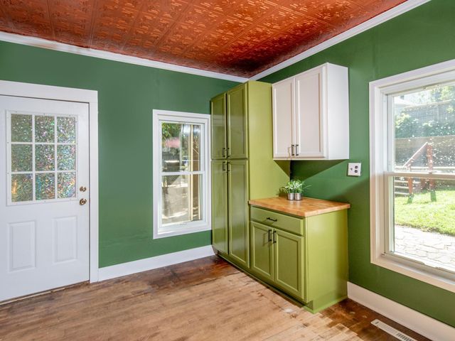 196 Baker Street E, Saint Paul, MN 55107