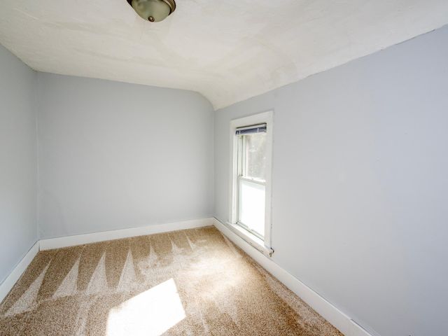 196 Baker Street E, Saint Paul, MN 55107