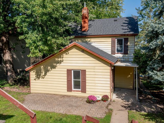 196 Baker Street E, Saint Paul, MN 55107