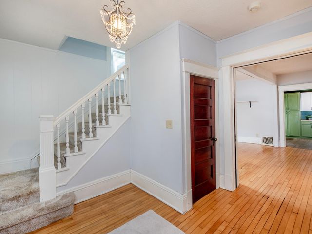 196 Baker Street E, Saint Paul, MN 55107