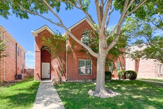 918 Jamie Drive, Grand Prairie, TX 75052