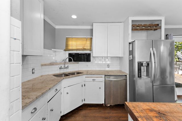 4608 Banister LN, Austin, TX 78745