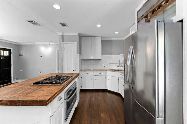 4608 Banister LN, Austin, TX 78745