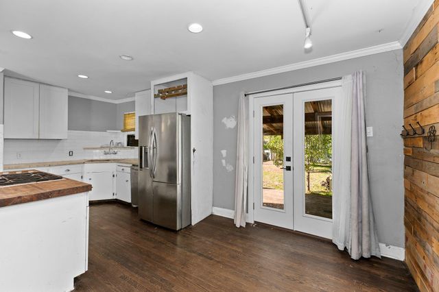 4608 Banister LN, Austin, TX 78745