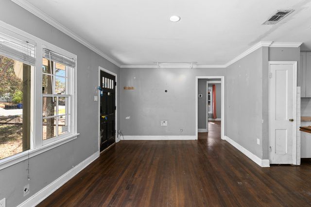 4608 Banister LN, Austin, TX 78745