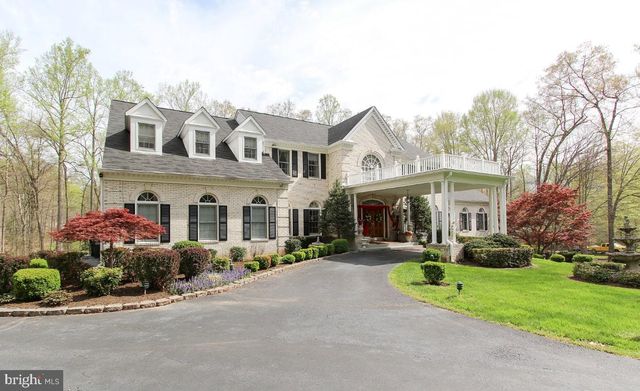 7808 HILL HOUSE CT, Fairfax Station, VA 22039