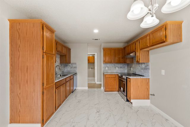 6314 Brookbriar Court, Arlington, TX 76018