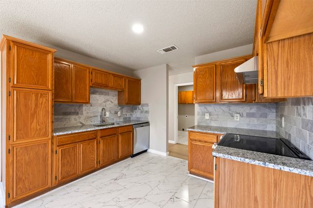 6314 Brookbriar Court, Arlington, TX 76018