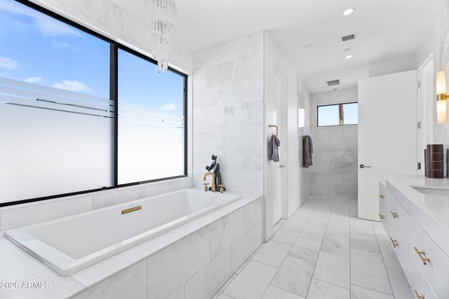 5430 N 41ST Street, Phoenix, AZ 85018