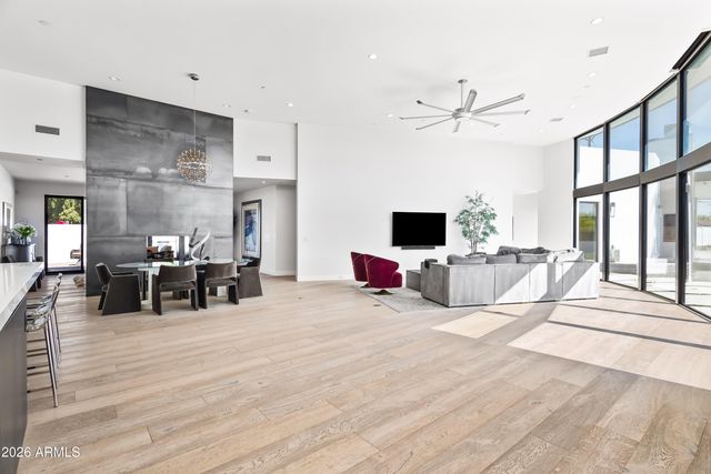 5430 N 41ST Street, Phoenix, AZ 85018