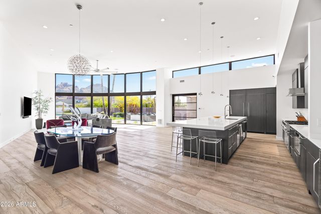 5430 N 41ST Street, Phoenix, AZ 85018