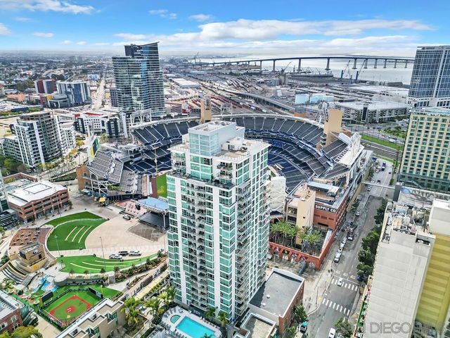 325 7th Ave 705, San Diego, CA 92101