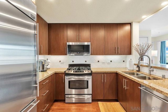 325 7th Ave 705, San Diego, CA 92101