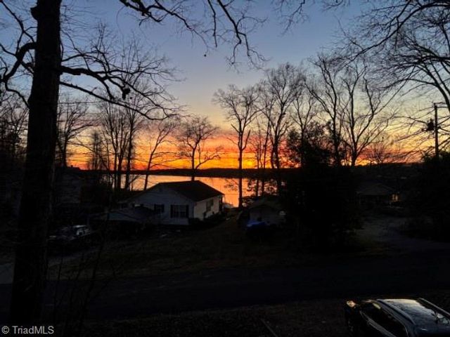 235 Rock Harbor Drive, Lexington, NC 27292