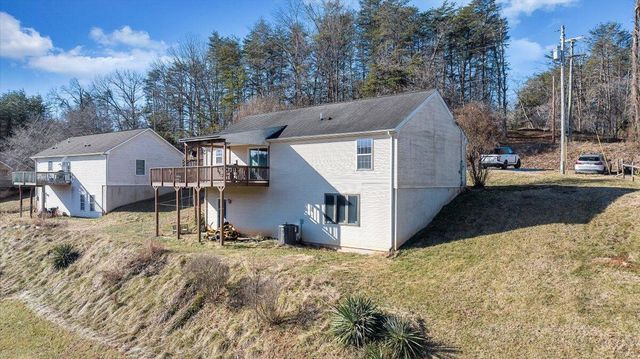 3416 Mount Pleasant BLVD, Roanoke, VA 24014