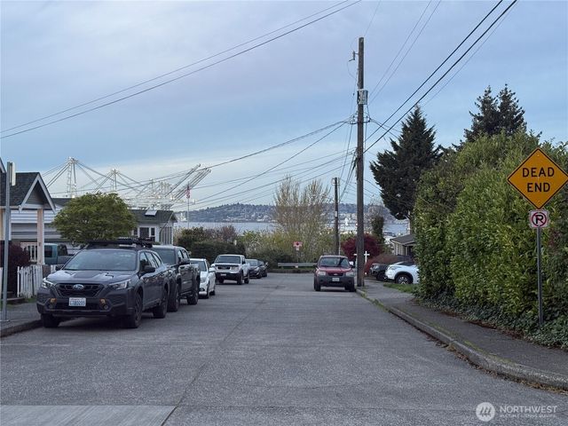 3722 20th Avenue SW, Seattle, WA 98106