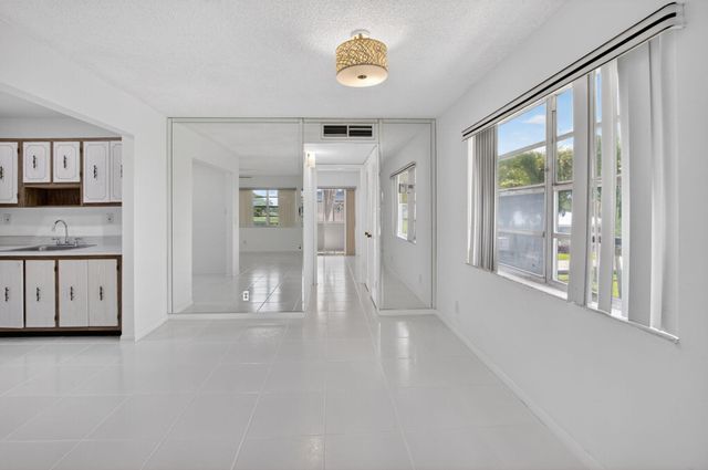 265 Burgundy F, Delray Beach, FL 33484