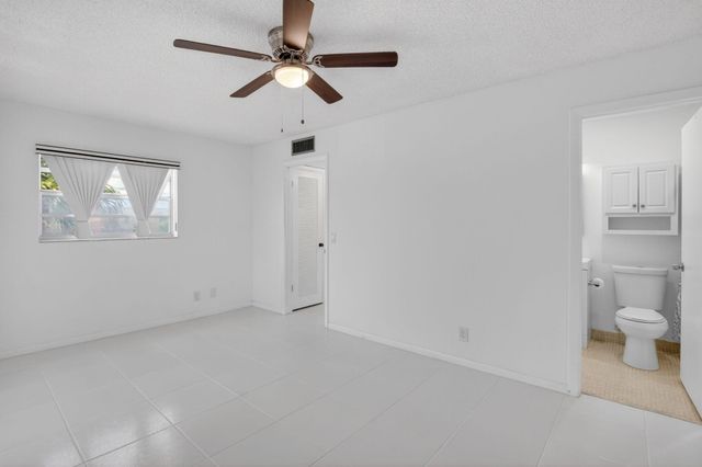 265 Burgundy F, Delray Beach, FL 33484