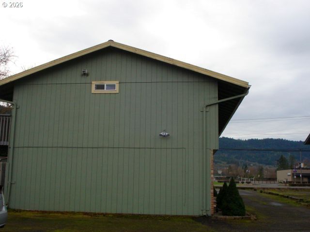 3148 W HARVARD Ave, Roseburg, OR 97471