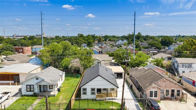 6619 Canal Street, Houston, TX 77011