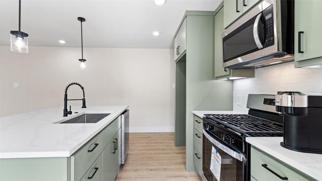 6619 Canal Street, Houston, TX 77011