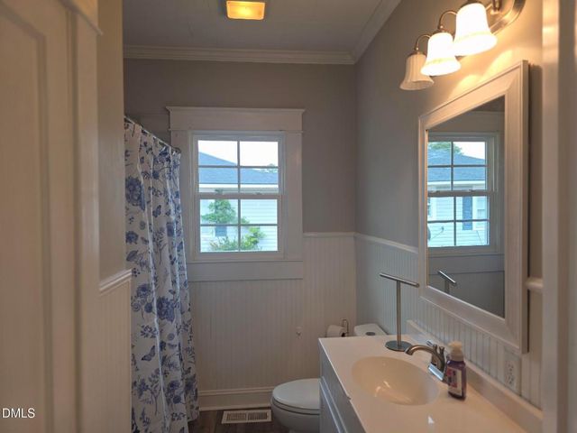 312 W Church Street, Benson, NC 27504