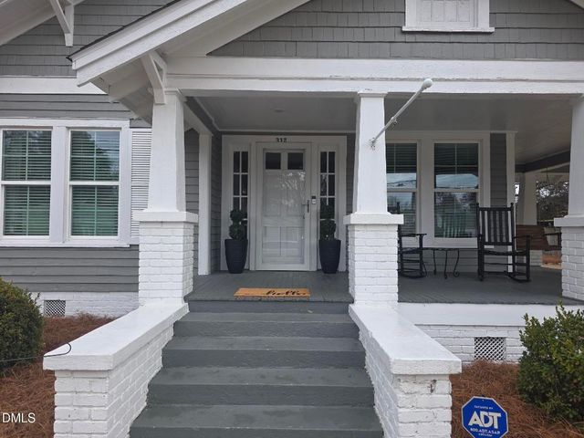 312 W Church Street, Benson, NC 27504