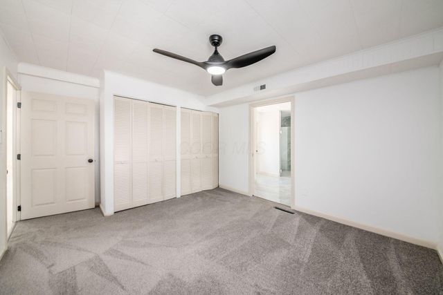 4271 Packard Drive, Hilliard, OH 43026