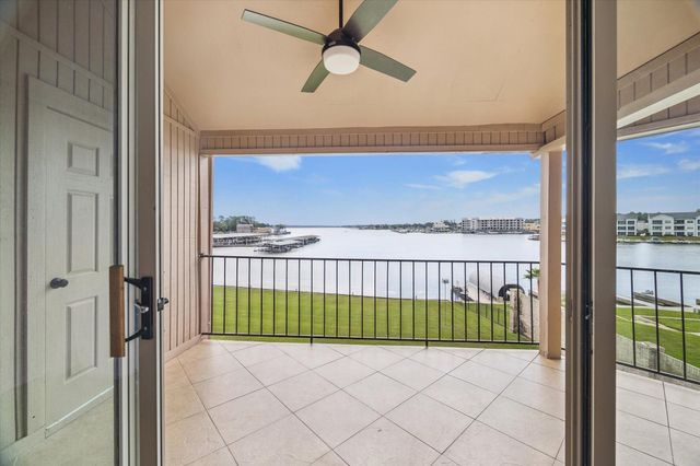 15575 Marina Drive 336B, Conroe, TX 77356