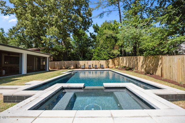 1538 Dellwood Drive, Raleigh, NC 27607