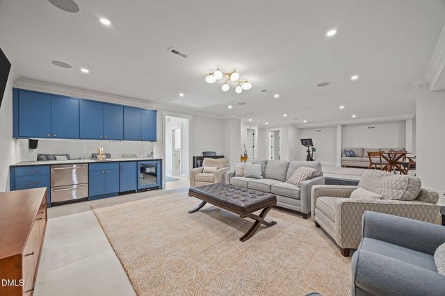 1538 Dellwood Drive, Raleigh, NC 27607