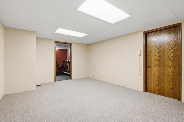 8845 Meadow LANE, Franklin, WI 53132