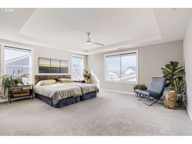 9957 Sw 173RD Ave, Beaverton, OR 97007