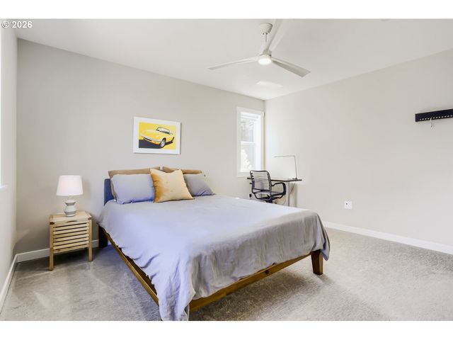 9957 Sw 173RD Ave, Beaverton, OR 97007