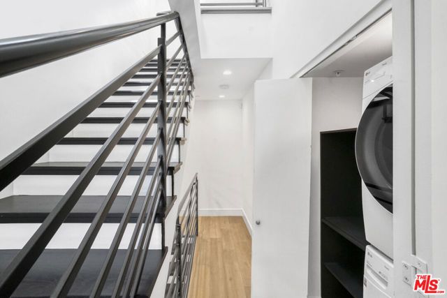 1445 N Martel Avenue, Los Angeles, CA 90046